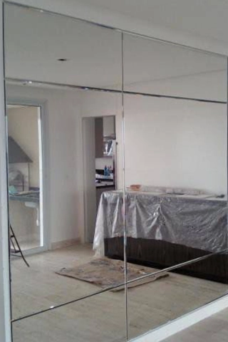 espelho-guarda-roupa